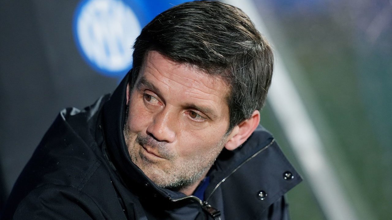 Cristian Chivu: Sukses di Serie A, Namun Kesulitan di Liga Champions Bersama Inter Milan