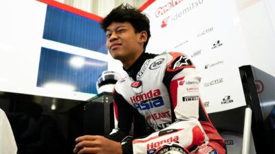 Evaluasi Performa Tim Akhirnya Debut, Veda Ega Pratama Target Masuk 10 Besar di Moto3 Thailand 2026
