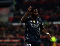 Rudiger Rayakan Kemenangan Real Madrid atas Man City dengan Fans di Jalan