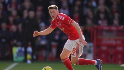 Manchester United Pertimbangkan Gelandang Baru Setelah Melepas Elliot Anderson