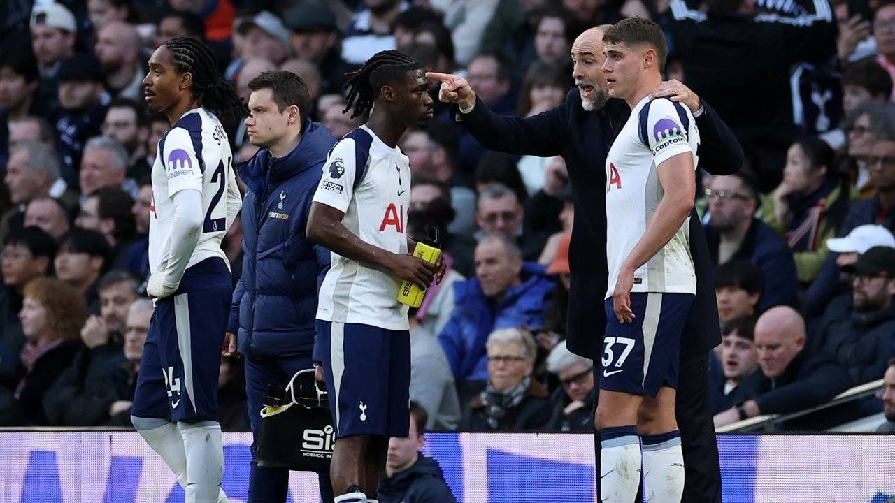 Kekacauan Tottenham yang Menghantui Sepak Bola London Utara