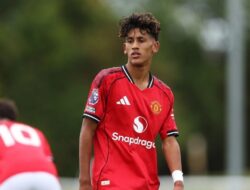 Wonderkid JJ Gabriel Diterima Latihan Tim Utama Man United Usai Curi Perhatian dengan 20 Gol di U-18