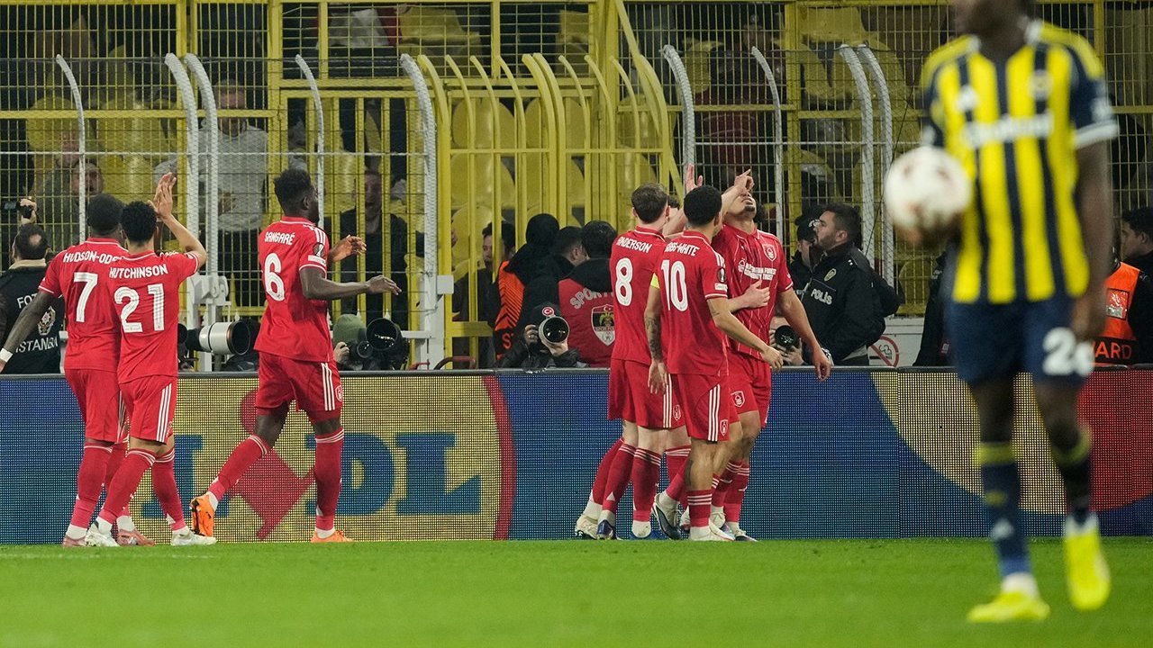 Analisis Dampak Strategi Prediksi Nottm Forest Midtjylland 13 Maret 2026