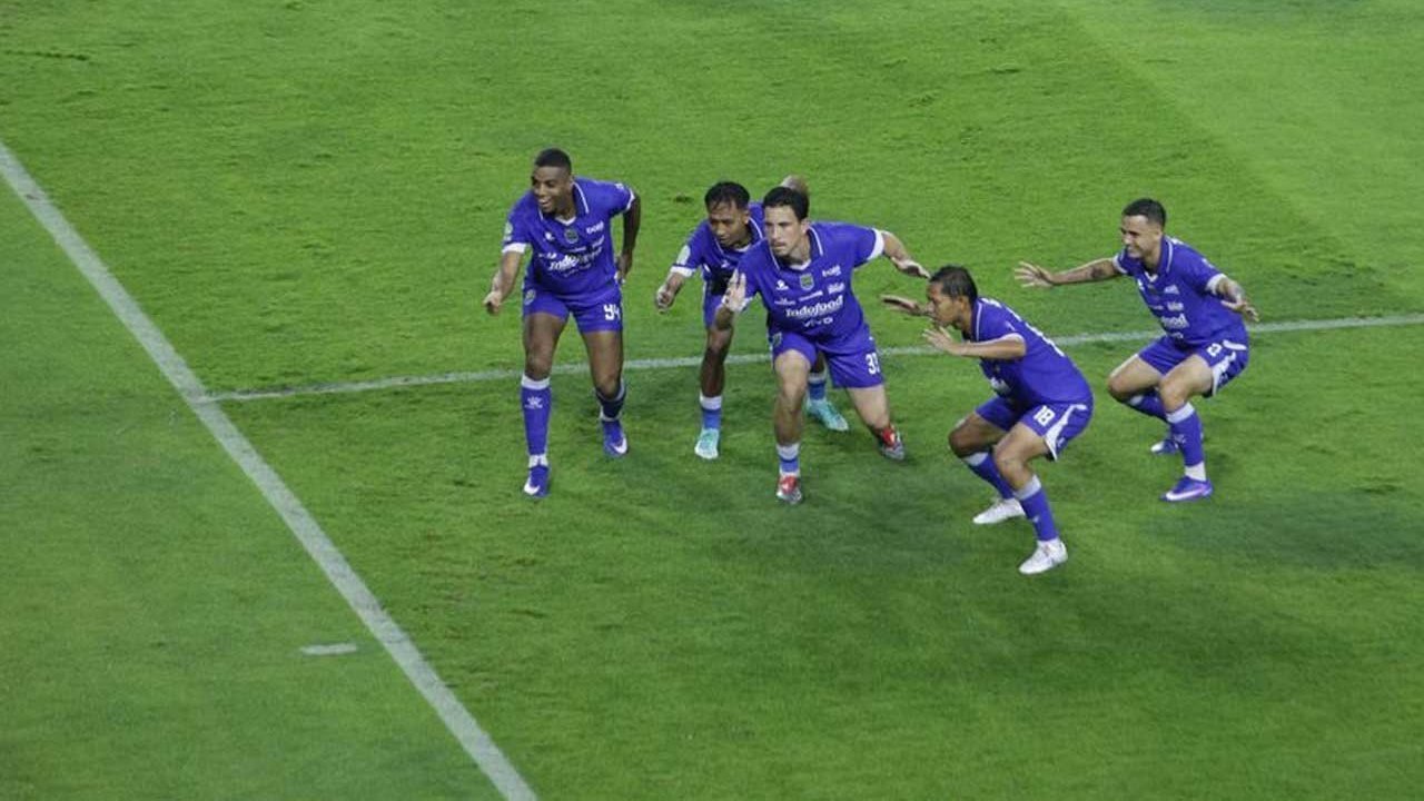 Evaluasi Performa Tim Jalan Terjal Persib Menuju Juara BRI Super League 2025/2026! 9 Laga Sisa yang Bisa Jadi Penentu Nasib Maung Bandung