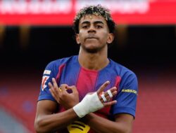 Hattrick Lamine Yamal Hampir Terhenti Berkat Taktik Hansi Flick