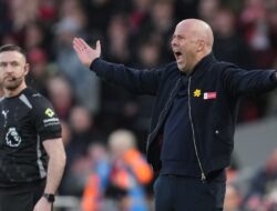 Strategi Arne Slot untuk Memperbaiki Citra di Mata Pendukung Liverpool