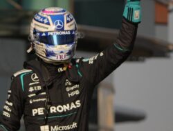 George Russell Tuntaskan Pertarungan Ketat, Raih Kemenangan di Sprint Race F1 GP China 2026