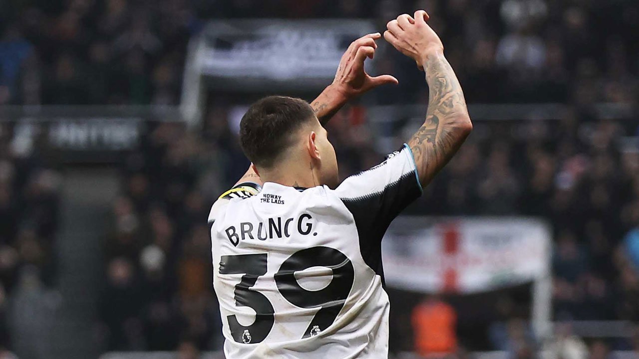 Evaluasi Performa Tim Manchester United Menarik Diri dari Transfer Bruno Guimaraes, Kenapa?