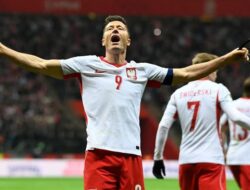 Polandia Raih Kemenangan Gemilang atas Albania Berkat Gol Lewandowski dan Zielinski