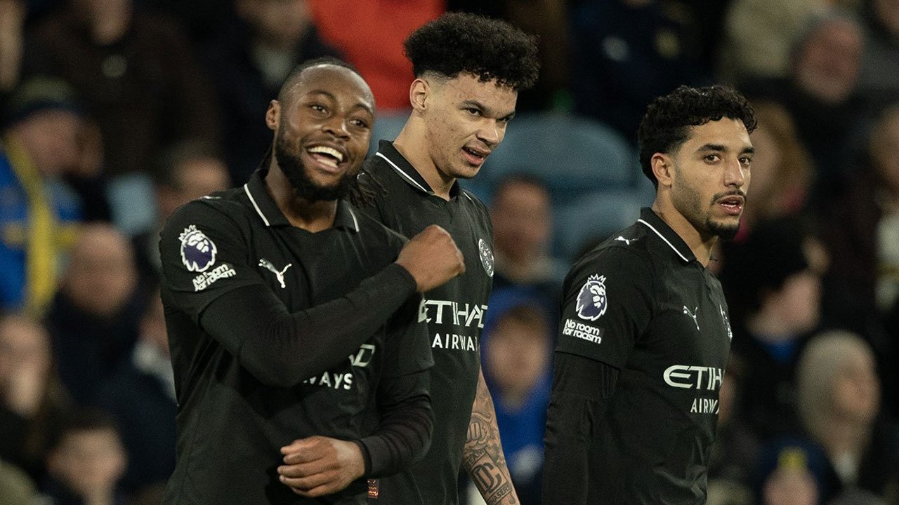 Leeds Tak Berdaya, Man City Raih Kemenangan Tanpa Kehadiran Haaland