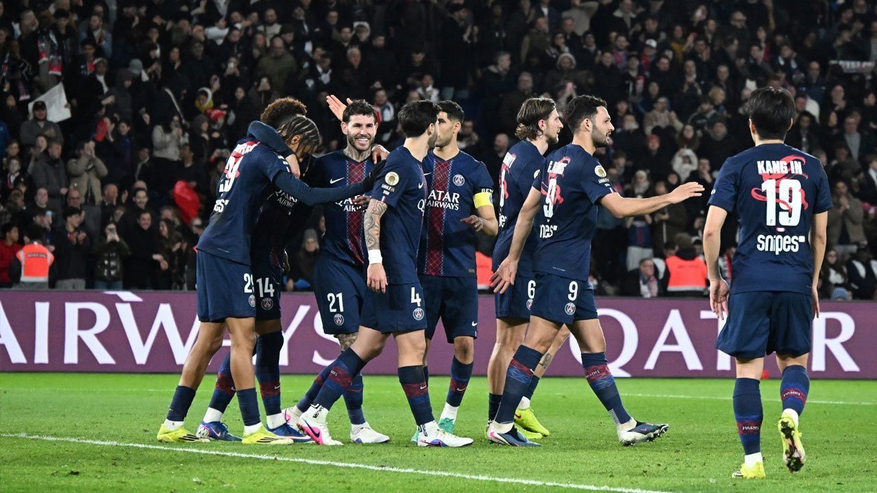 MU Berencana Datangkan Winger PSG untuk Memperkuat Serangan