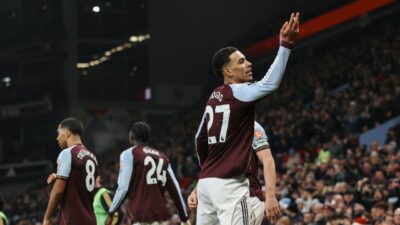 Aston Villa Menawarkan Pemain Menarik, Manchester United Tertarik