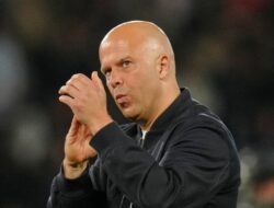 Sorotan Kualitas Permainan Arne Slot Optimistis Kemenangan atas Fulham Jadi Momentum Liverpool Sebelum Lawan PSG