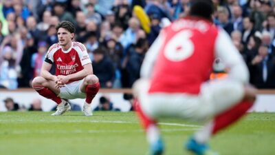 Gary Neville Mengungkap Kesalahan: Declan Rice Seharusnya Bergabung dengan MU, Bukan Arsenal