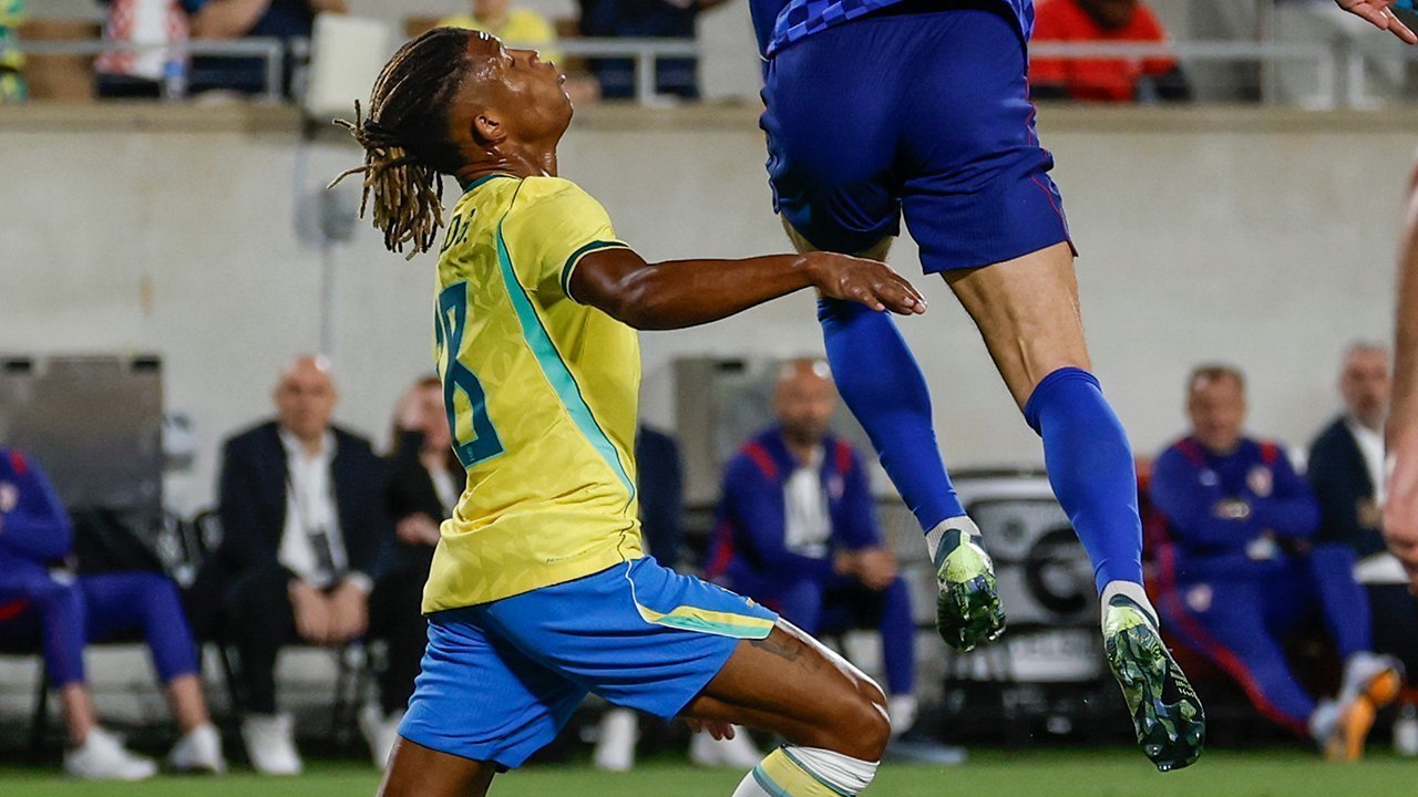 Catatan Taktikal Penting Man of the Match Brasil Kroasia: Danilo