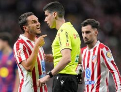 Analisis Dampak Strategi CEO Atletico Madrid Ngamuk: Putusan VAR di Laga Lawan Barcelona Sangat Memalukan!