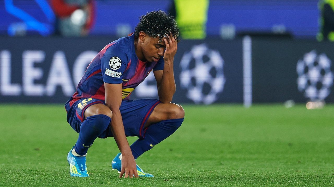 Kekalahan Barcelona Dimulai dari Kartu Merah Cubarsi di Camp Nou