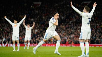 Kekalahan Man United dari Leeds, Erling Haaland Rayakan Kemenangan Tim Rival 10 Kekalahan Man United dari Leeds, Erling Haaland Rayakan Kemenangan Tim Rival