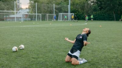 hasil pertandingan sepak bola