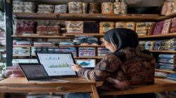 Breaking News to content Breaking News Onesia vs Aplikasi Lain UMKM Penjualan conten... 4 Breaking News to content Breaking News Onesia vs Aplikasi Lain UMKM Penjualan conten...